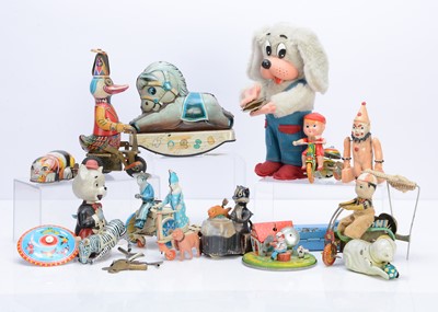 Lot 413 - Twelve clockwork toys