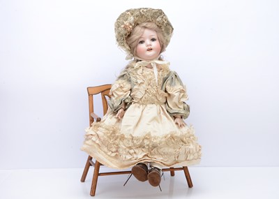 Lot 476 - A large Ernst Heubach 302 child doll