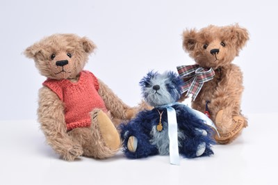 Lot 586 - Three collectors teddy bears