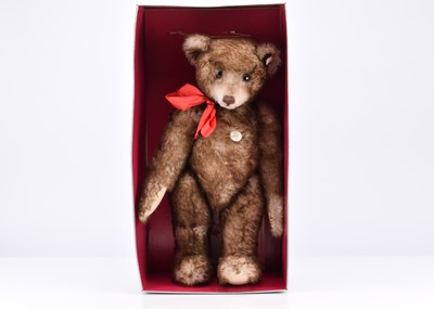 Lot 591 - A Steiff limited edition "Happy" 1926 teddy bear replica teddy bear