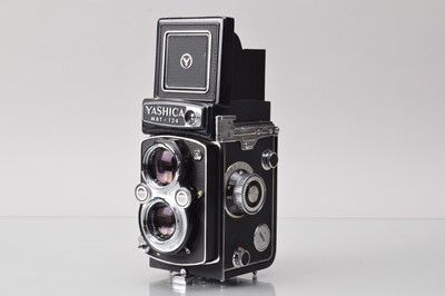 Lot 2 - A Yashica Mat 124 TLR Camera