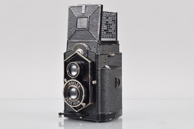 Lot 7 - A Zeiss Ikon Coffee Can Ikoflex TLR Camera