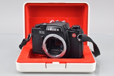 Lot 156 - A Leica R-E SLR Camera Body