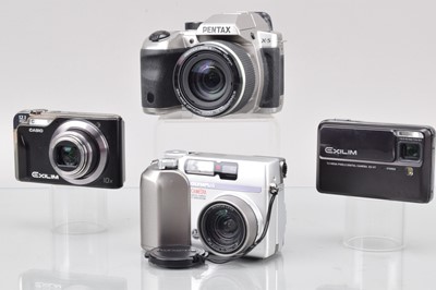 Lot 254 - A Group of Digital Cameras