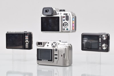 Lot 254 - A Group of Digital Cameras