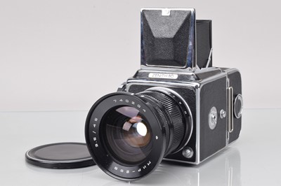 Lot 268 - A Zenith 80 Medium Format Camera