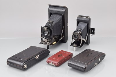 Lot 290 - A Group of Folding Cameras