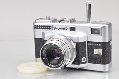 Lot 330 - A Voigtländer Vitessa T Rangefinder Camera