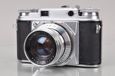 Lot 331 - A Voigtländer Prominent Rangefinder Camera