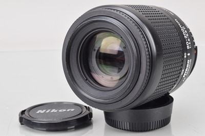 Lot 492 - A Nikon AF Nikkor 80-200mm f/4.5-5.6D Lens