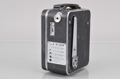 Lot 565 - A Zeiss Ikon Movikon K 8mm Cine Camera