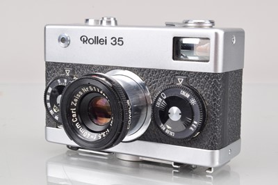 Lot 602 - A Rollei 35 Compact Camera