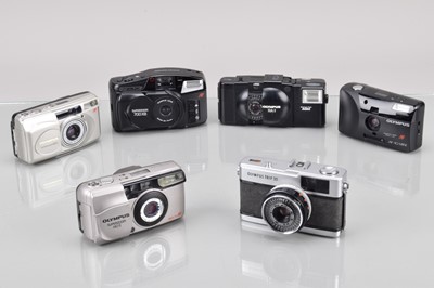 Lot 620 - A Group of Olympus Compact Cameras