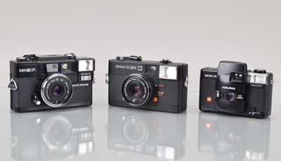 Lot 621 - Three Compact Cameras