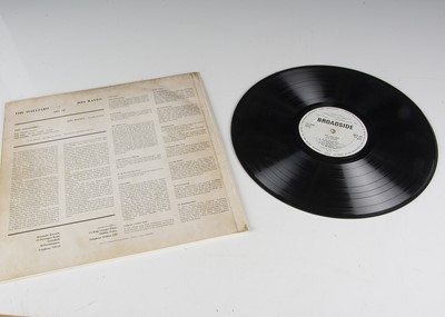 Lot 86 - Jon Raven / Halliard LP