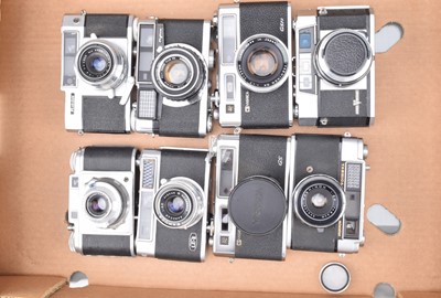 Lot 678 - A Tray of Rangefinder Cameras