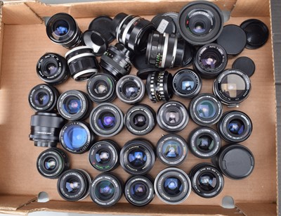 Lot 700 - A Tray of Wide Angle Lenses