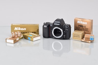 Lot 730 - Nikon Accessories