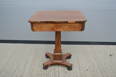 Lot 112 - A William IV mahogany veneered occasional table