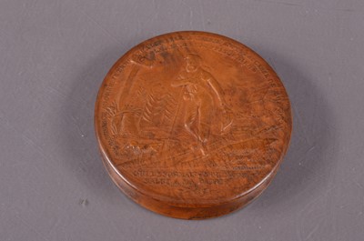 Lot 292 - A circa 1820s French pressed burr wood snuff box depicting "Le Retour Du Prisonnier"