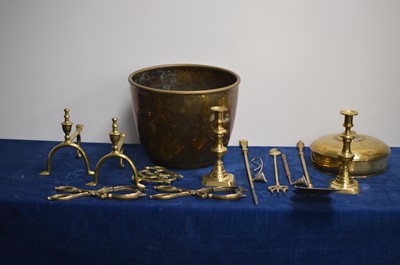 Lot 308 - A brass coal scuttle and various fireside implements