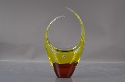 Lot 415 - A mid-century modern Murano sommerso glass freeform bowl