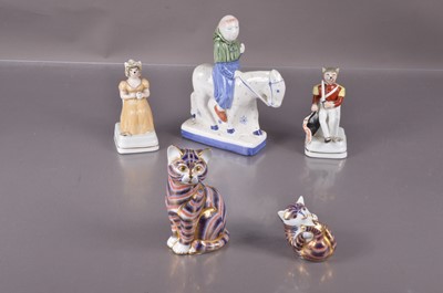 Lot 472 - A Royal Crown Derby cat and kitten