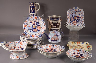 Lot 476 - A quantity of Mason's ironstone Imari pattern items