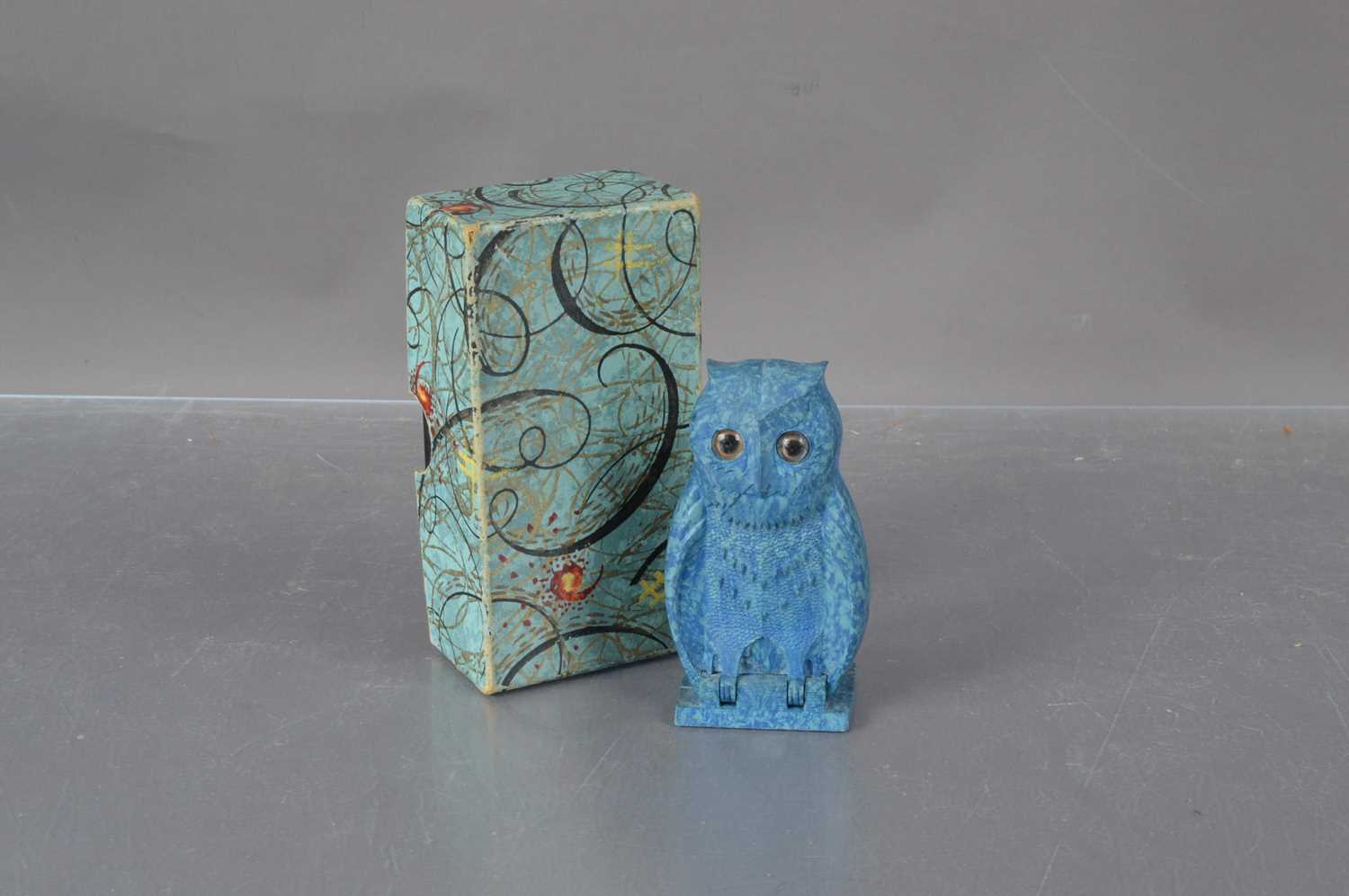 Lot 524 - Boujois Art Deco bakelite owl perfume case