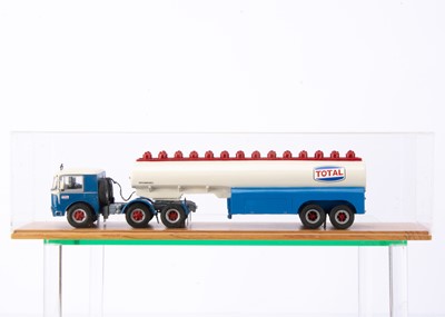 Lot 107 - Gila Modelli 1:43 Scale Lancia Esatau B 'Total' Petrol Tanker