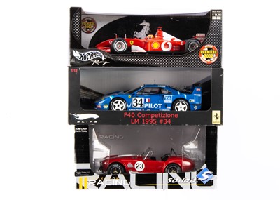 Lot 112 - 1:18 Scale Competition & Racing Car Models