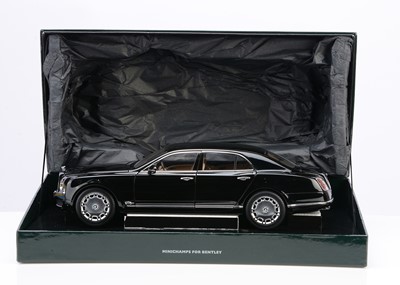 Lot 172 - A Minichamps 1:18 Scale Bentley Mulsanne 2010 - Black