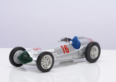 Lot 219 - A CMC 1:18 Scale Mercedes-Benz W154 1938 Richard Seaman German GP Winner Nr.16