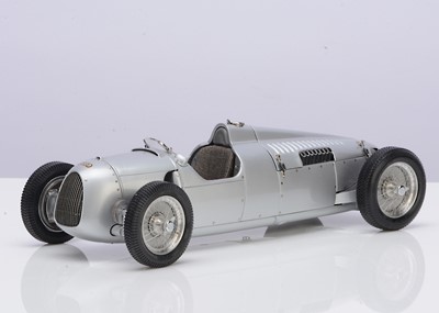 Lot 227 - A CMC 1:18 Scale Auto-Union Typ C 1936-1937