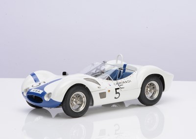 Lot 238 - A CMC 1:18 Scale Maserati Tipo 61 Birdcage (1960)