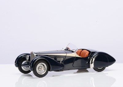 Lot 243 - A CMC 1:18 Scale Bugatti 57SC 1938 Corsica Roadster - Award Winning Version