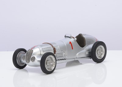 Lot 248 - A CMC 1:18 Scale Mercedes-Benz W125 Donnington GP 1937 Rudolf Caracciola Nr.1