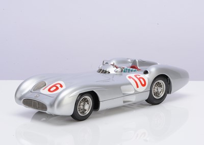 Lot 258 - A CMC 1:18 Scale Mercedes-Benz W196R 1954/55 Streamliner Nr.16 Stirling Moss GP Monza