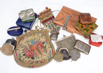 Lot 1 - A collection of silver and silver plated items