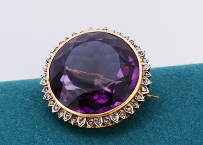 Lot 10 - A 19th century amethyst and diamond brooch