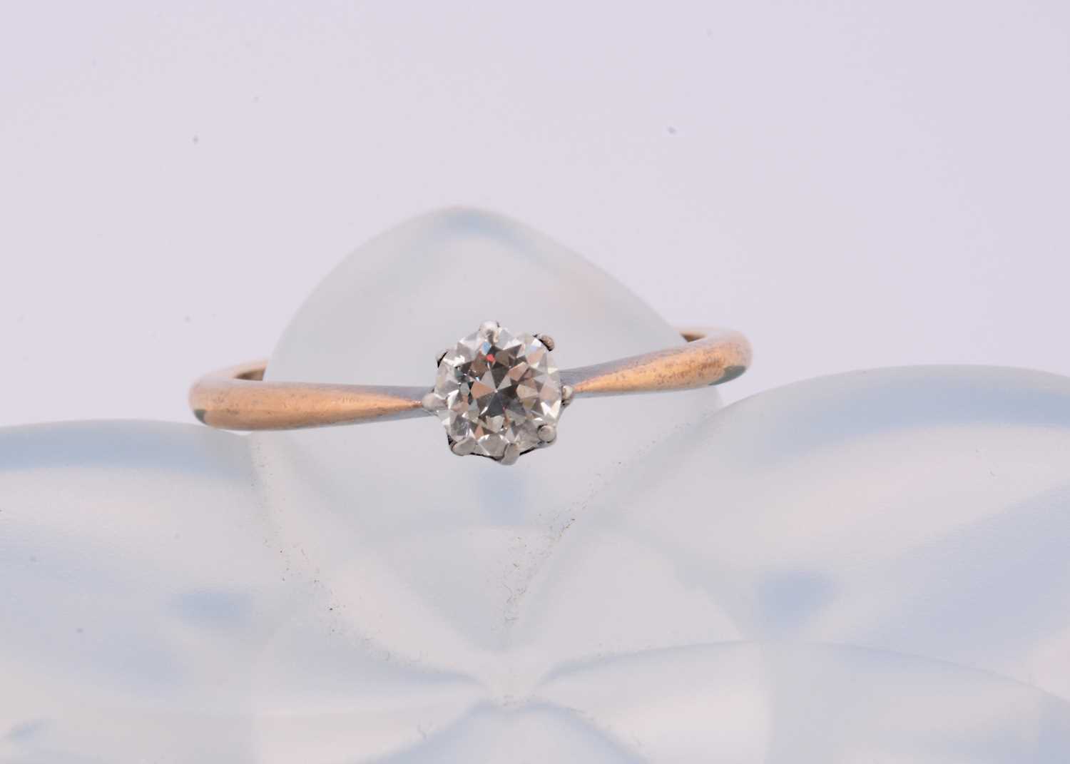 Lot 87 - A 22ct gold diamond solitaire dress ring,