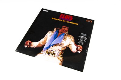 Lot 267 - Elvis Presley LP