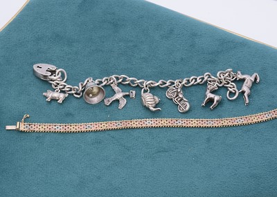 Lot 307 - A 9ct gold three colour gold bracelet