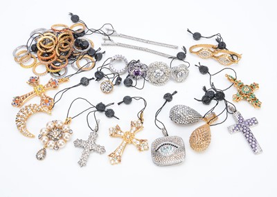 Lot 396 - A large quantity of costume jewellery by 'Rose Brinelli'