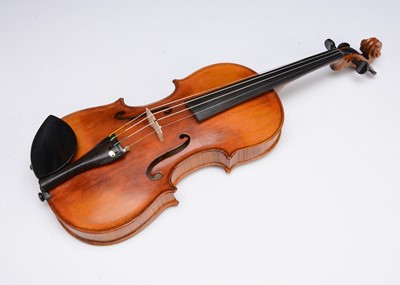 Lot 585 - Violin