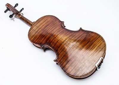 Lot 589 - Violin