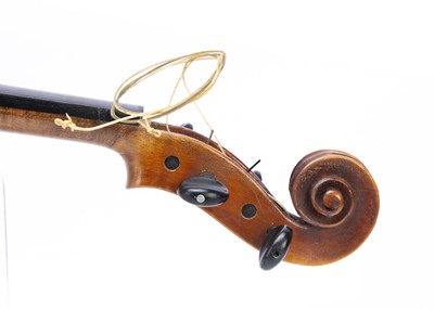 Lot 589 - Violin