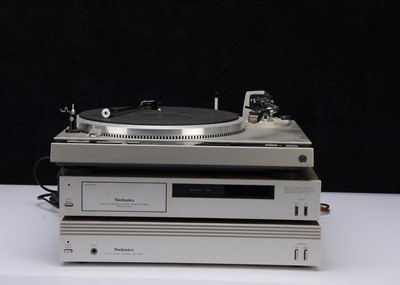 Lot 603 - Technics Hi Fi System