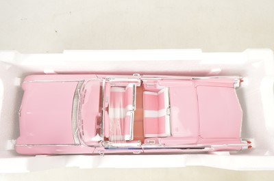 Lot 7 - Maisto 1:12 Scale Pink Cadillac and Jaguar XJ220