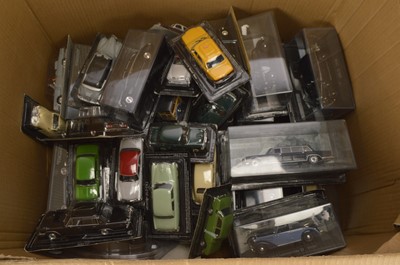 Lot 36 - Magazine Issue Modern Diecast Vintage and Modern Cars (38)